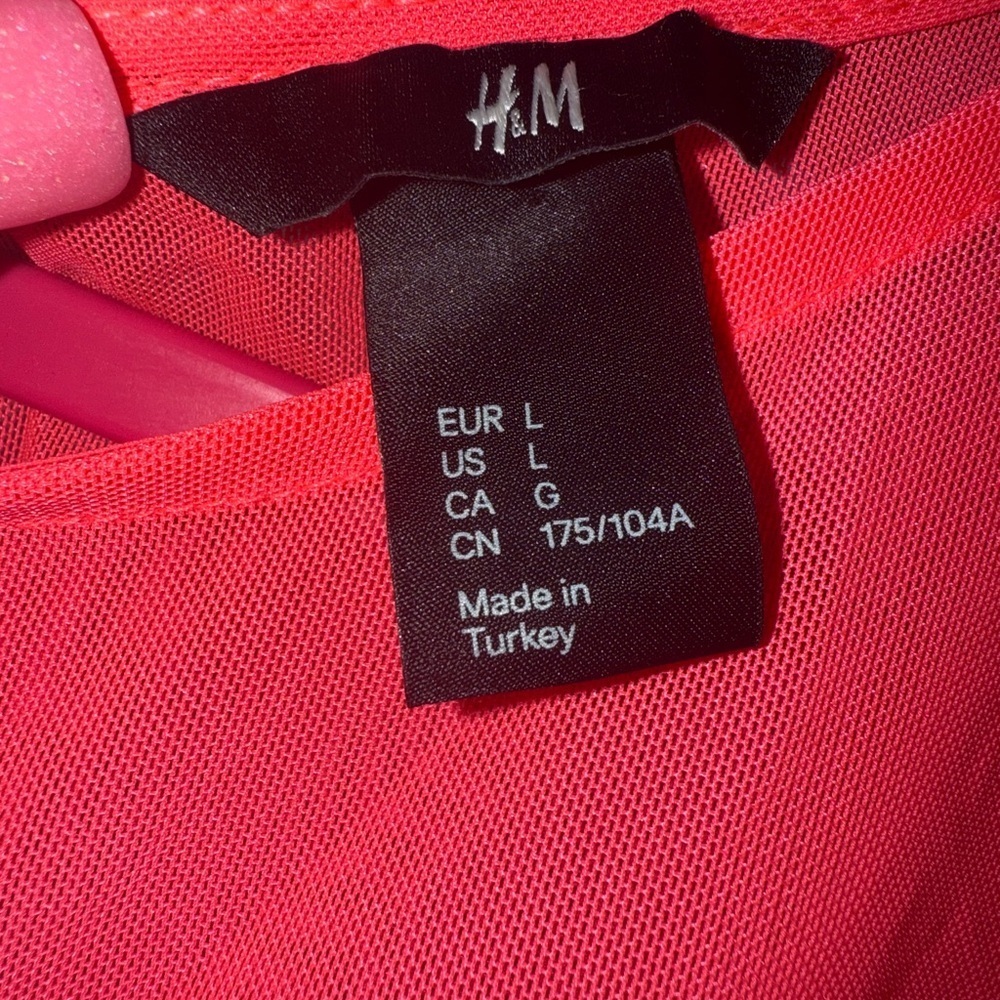 H&M Vibrant Orange Mesh Tank Top, large - Picture 3 of 4